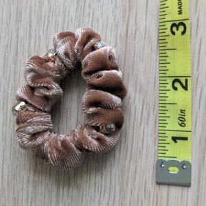 Hair accessories scrunchie